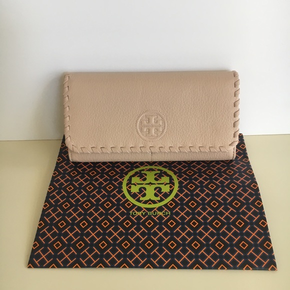 Tory Burch Other - TORY BURCH Marion wallet in light oak